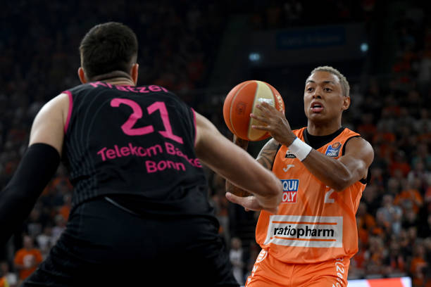 光有天赋远 光有天赋远