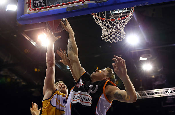 教练组和管 教练组和管