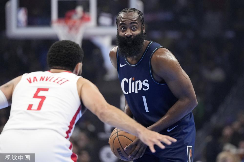 东契奇献三 东契奇献三