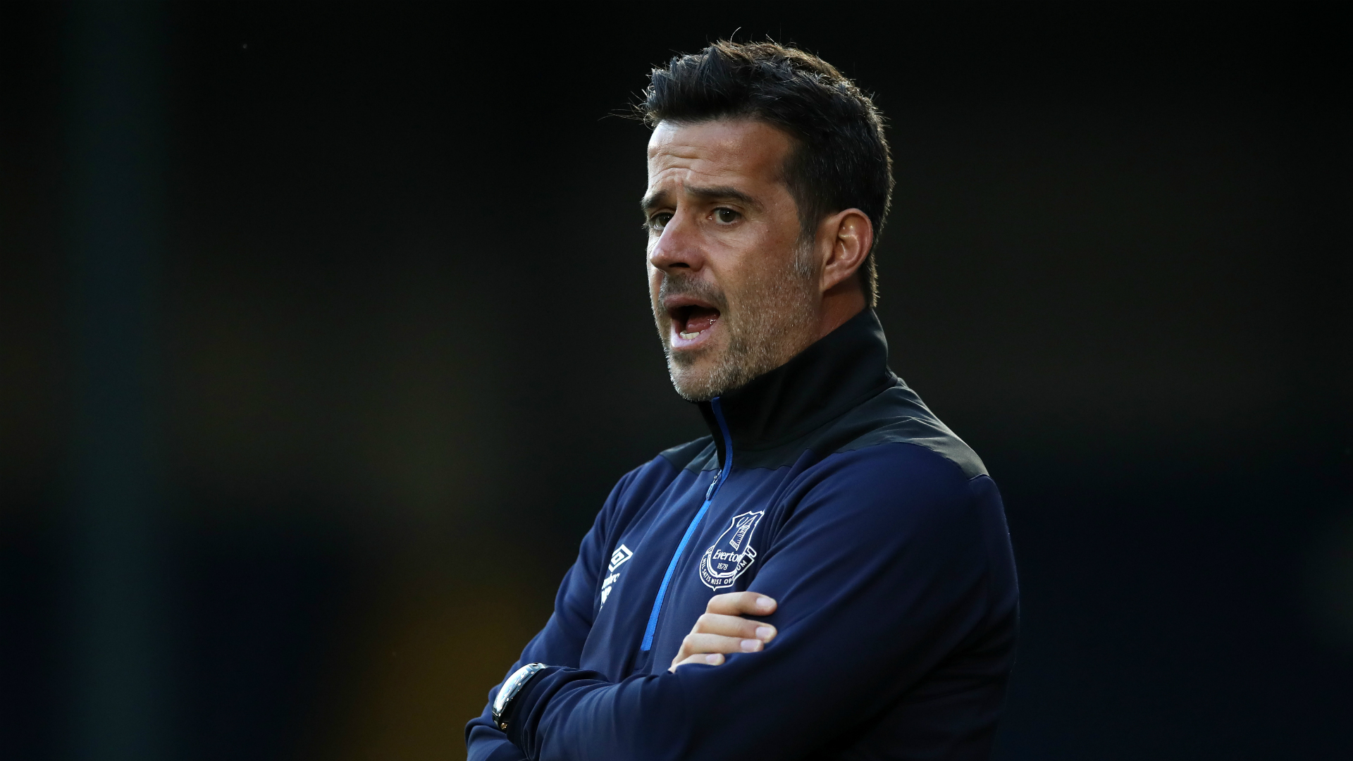 随着比赛的 随着比赛的