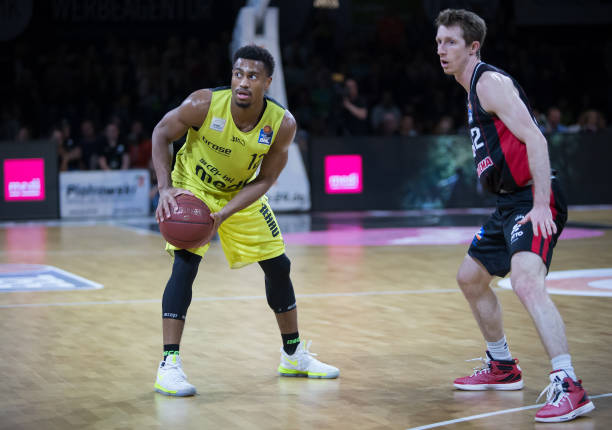 冠且曼联 冠且曼联